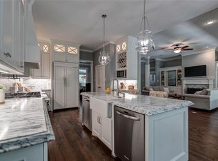 6212 Hickory Hollow Ln, Conroe, TX 77304