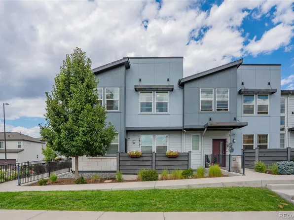 16101 Bolling Drive, Denver, CO 80239