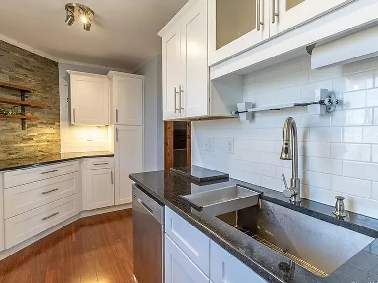78 Marlborough St #2 — Photo 10