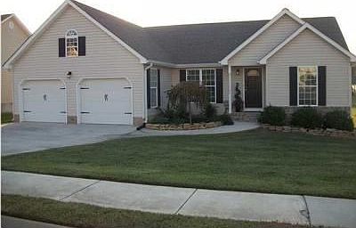 1st image of 163 Gladstone Dr
