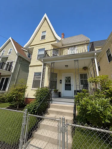 12 Tennyson St #2 Photo 1