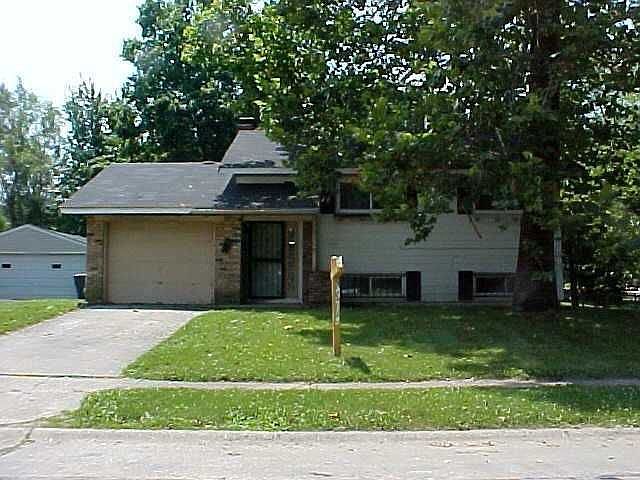2nd image of 5719 Suburban Dr