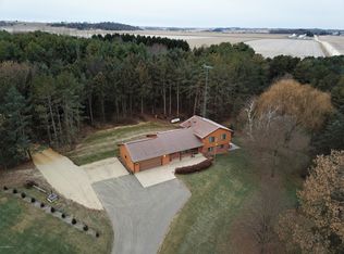 7441 County Road 10 NE, Plainview, MN 55964