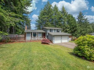 572 SW Littletree Cir, Pt Orchard, WA 98367