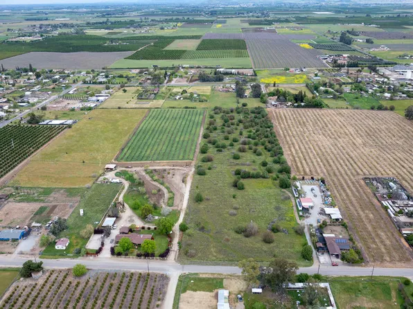 Ave 92, Terra Bella, CA 93270