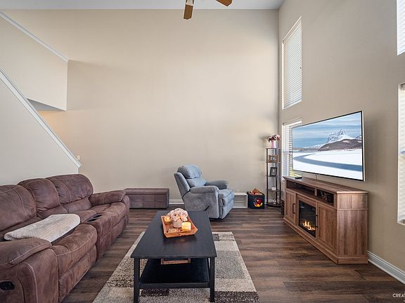 5th image of 966 Ainsley Dr #966