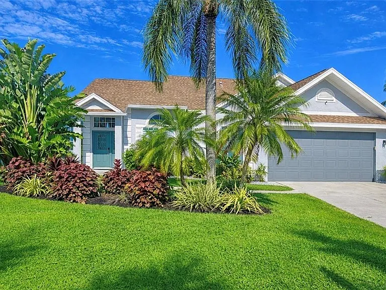 3639 Kent Dr — Photo 3