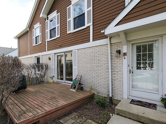 2nd image of 2741 Weeping Willow Dr APT B