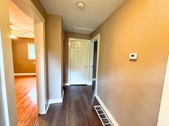 4th image of 13714 S Blakely Ln