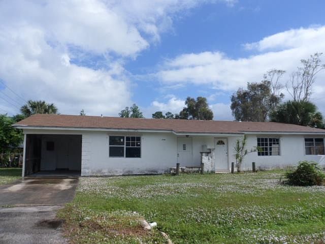 1st image of 2923 SE Camino Ave