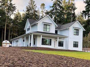 1203 NE Burnham Pl, Coupeville, WA 98239