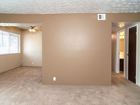 4th image of 806 N 34th St #802-22