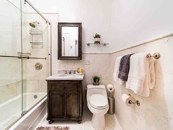 2nd image of 145 Grand St #2
