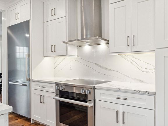 4th image of 51 Watkins Way Unit 2