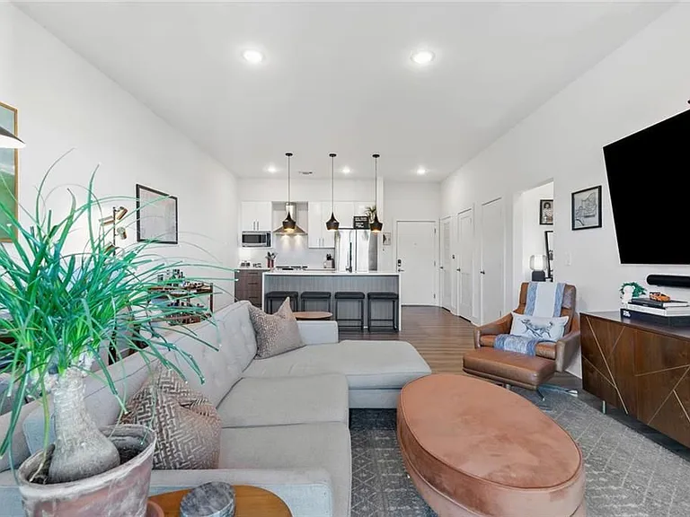 112 Rogers St #410 — Photo 13