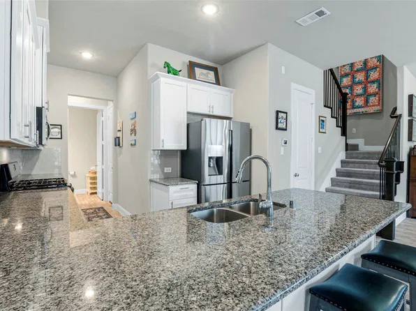 2228 Pinnacle Ln, Flower Mound, TX 75028