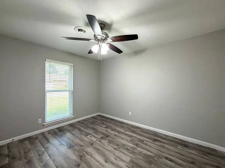 3309 S 53rd St — Photo 13