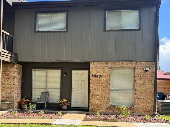 8540 Glen Meadow Ln, Beaumont, TX 77706
