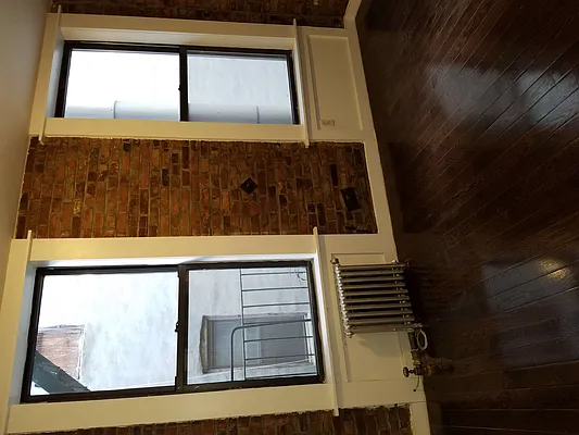 Rented by Eight Horse Realty | media 10