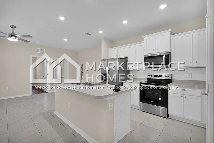3996 Village View Ln — Photo 10