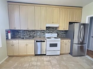 78-45 75th St #2B, Ridgewood, NY 11385