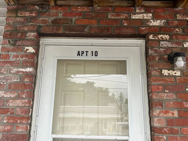 30 School Street — Photo 2