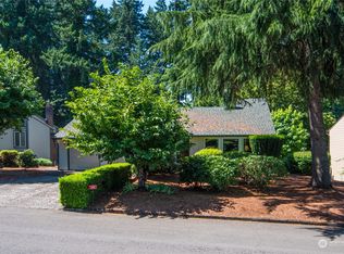 2131 NE Brookview Dr, Vancouver, WA