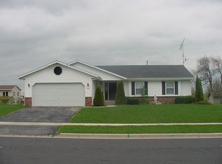 307 Butternut Dr, Delavan, WI 53115