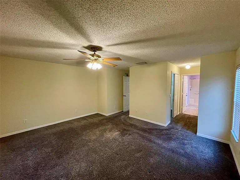 12119 Warwick Cir — Photo 14