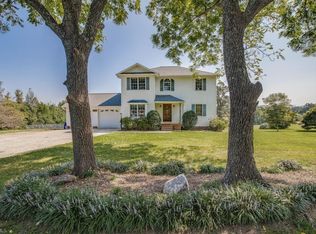 1077 Venable Rd, Pilot mountain, NC 27041