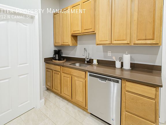 4th image of 2212 N Camac St Unit 6