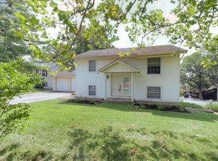 5 Muir St, Eureka, MO 63025