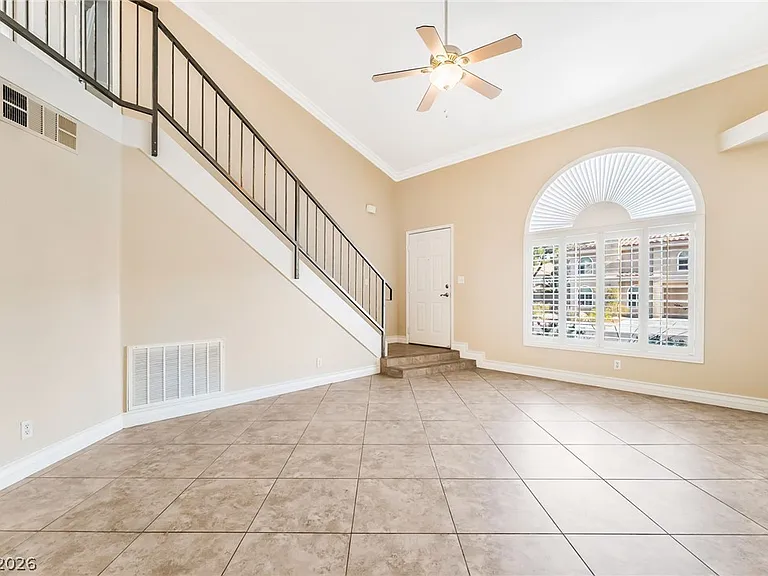 2831 Mill Point Dr — Photo 5