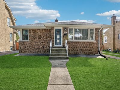 2337 S 2nd Ave, Riverside, IL, 60546