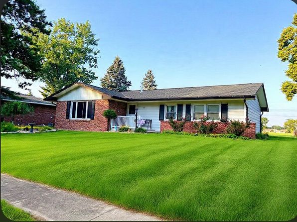 28 Providence Ln