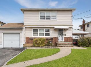 1271 Little Neck Ave, Bellmore, NY 11710