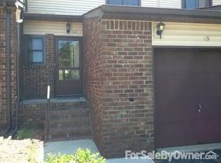 69 Chelsea Cir, Flemington, NJ 08822