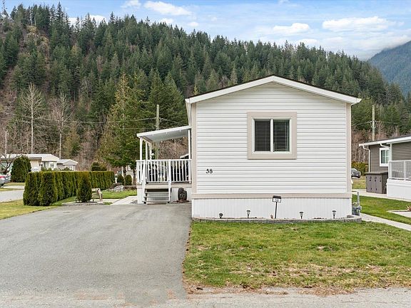 3rd image of 65367 Kawkawa Lake Rd #58