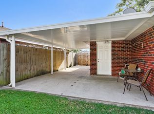 121 Evergold Ln, Westwego, LA 70094