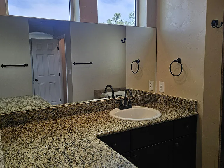 1279 Flag Hollow Rd — Photo 24