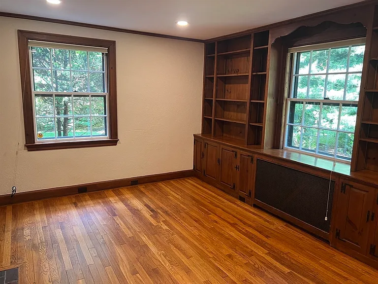 130 Marsh St #1 — Photo 5