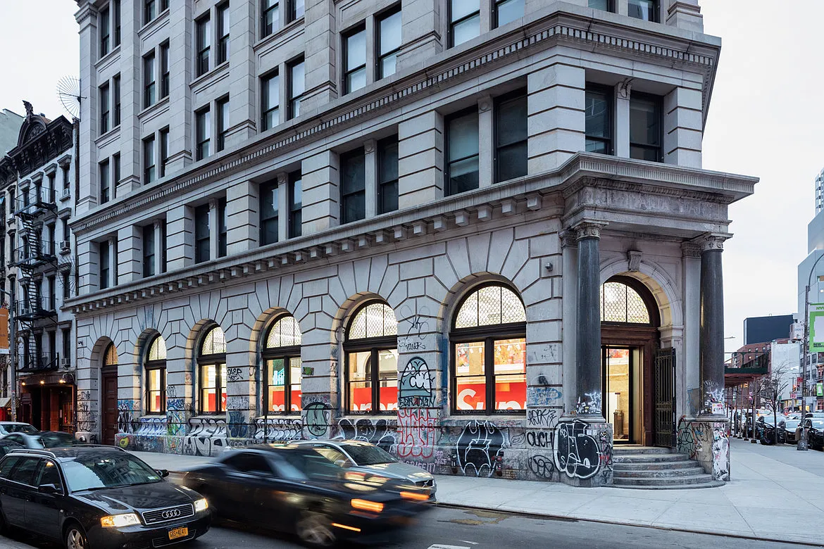6 Spring Street — Photo 1