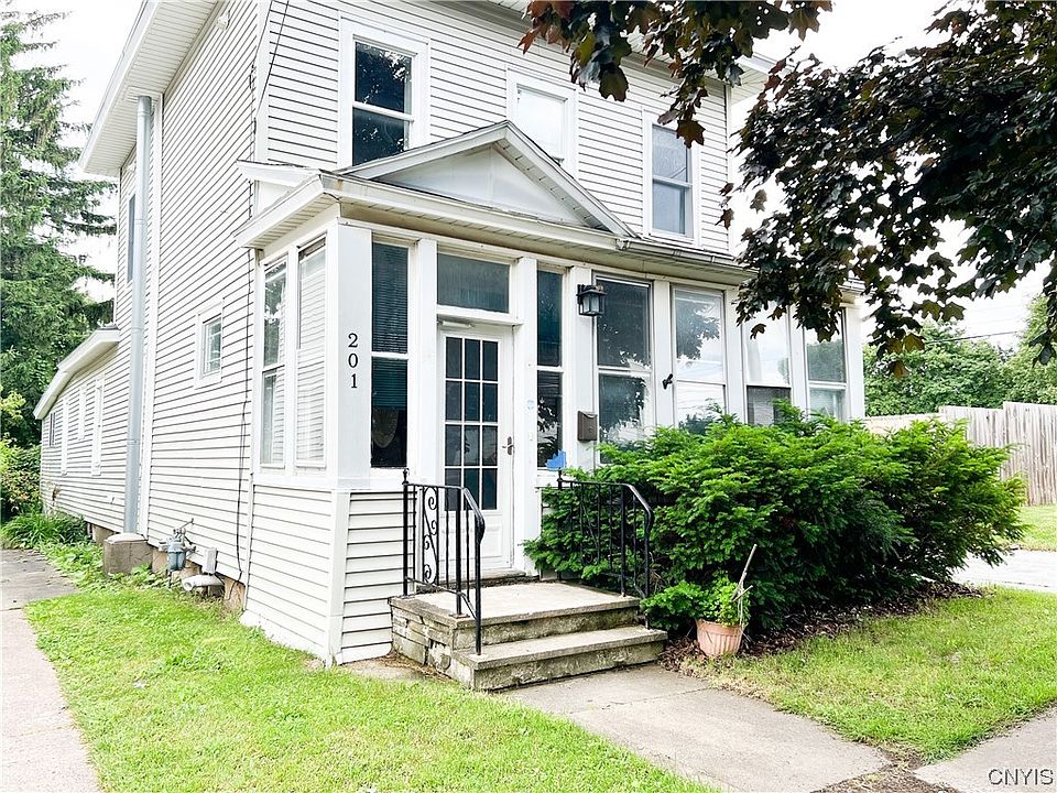 201 W 7th St, Oswego, NY 13126 Zillow