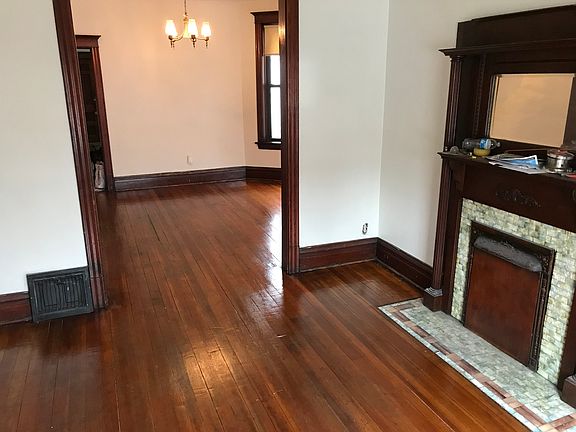 4th image of 2505 N Francisco Ave