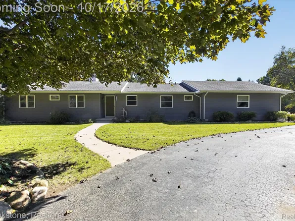 3280 Tanglewood Trl, Chelsea, MI 48118