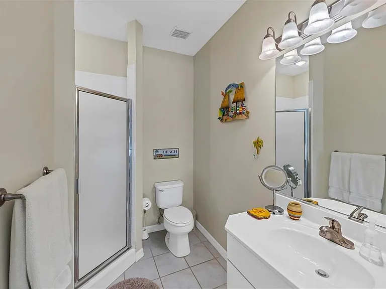 8272 Harborside Cir — Photo 8