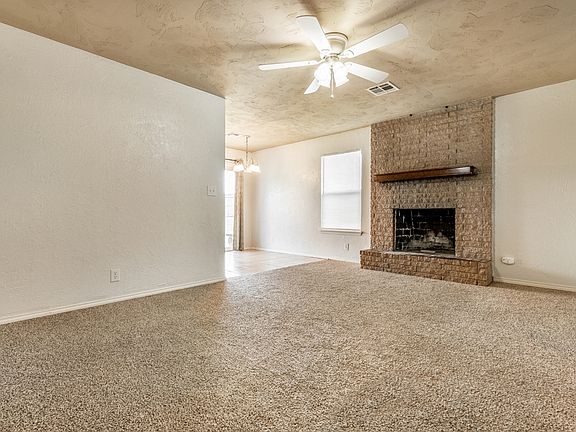 2nd image of 820 S Highland Dr