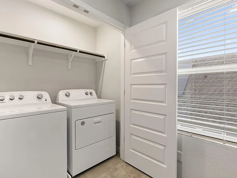 303 Elm Branch Trl — Photo 23