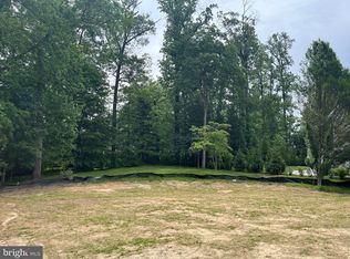 15109 Rosecroft Rd, Rockville, MD 20853