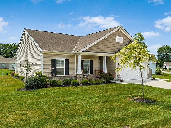 3rd image of 319 Mannaseh Dr W